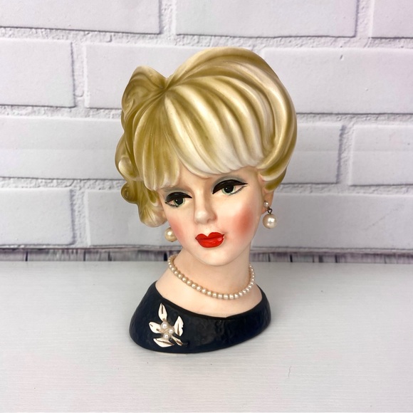 Napco Accents Vintage Napco Napcoware Lady Head Vase With Blonde Hair Pearls Poshmark